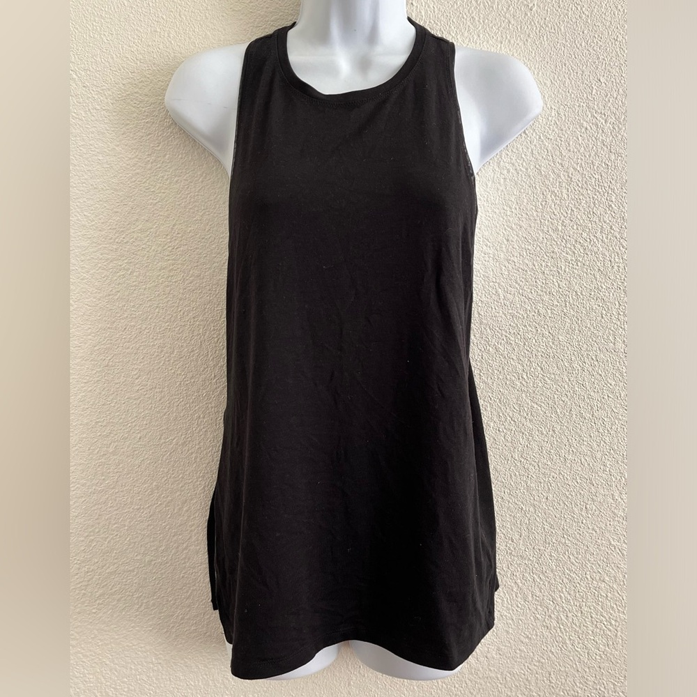 3/$30 Athleta Tank Top